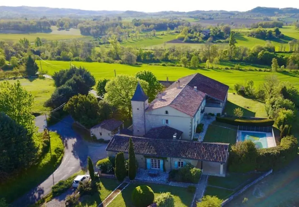 Gite Les Tilleuls Lautrec 0*,  France