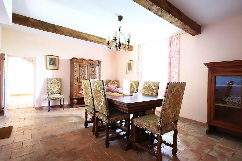 Holiday home Gite Les Tilleuls Lautrec France